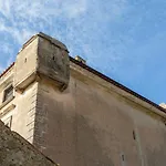 Il Castello Di San Sergio Nocleg ze śniadaniem 4*