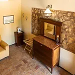 Nocleg ze śniadaniem Il Castello Di San Sergio 4*
