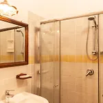 Il Castello Di San Sergio Nocleg ze śniadaniem 4*