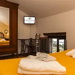 Nocleg ze śniadaniem Il Castello Di San Sergio