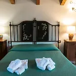 Nocleg ze śniadaniem Il Castello Di San Sergio