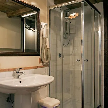 לינה וארוחת בוקר Il Castello Di San Sergio