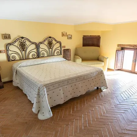 Il Castello Di San Sergio Centola