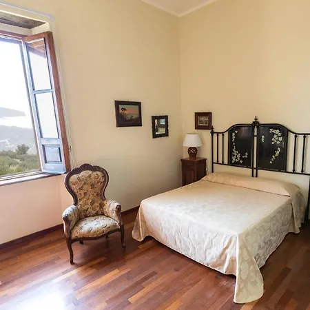Il Castello Di San Sergio Bed & Breakfast Centola