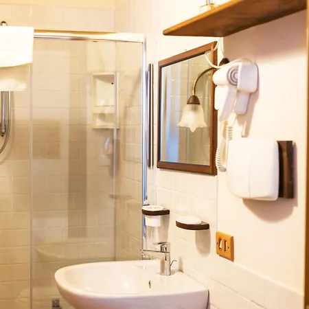 Il Castello Di San Sergio Bed & Breakfast 4*