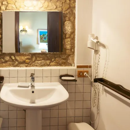 Bed & Breakfast Il Castello Di San Sergio 4*