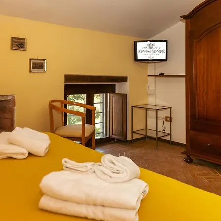 Il Castello Di San Sergio Bed & Breakfast