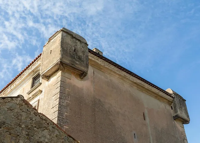 Il Castello Di San Sergio Nocleg ze śniadaniem 4*