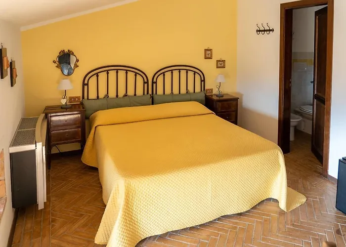 Il Castello Di San Sergio 4* Centola
