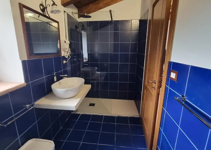 Il Castello Di San Sergio Nocleg ze śniadaniem Centola